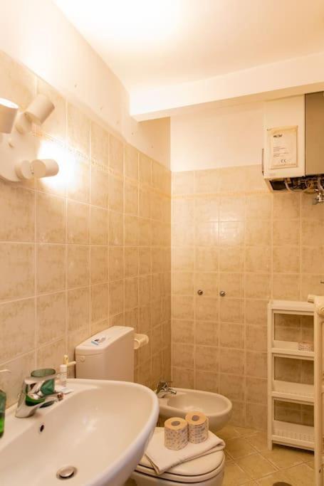 Cozy Apartment With A Strategic Position Firenze Esterno foto